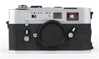 Lot 397 - Leica M5 rangefinder with Summilux 50mm f/1.4.