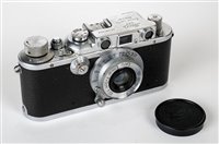 Lot 381 - Leica IIIb rangefinder (1938) with Elmar 50mm f/3.5 lens.