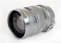 Lot 377 - Leica IIf rangefinder with Summarex 85mm f/1.5 chrome portrait lens.