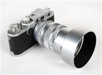 Lot 377 - Leica IIf rangefinder with Summarex 85mm f/1.5 chrome portrait lens.