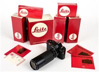 Lot 406 - Leica R3 MOT Electronic with Vario-Elmar-R 75-200mm f/4.5 zoom lens.