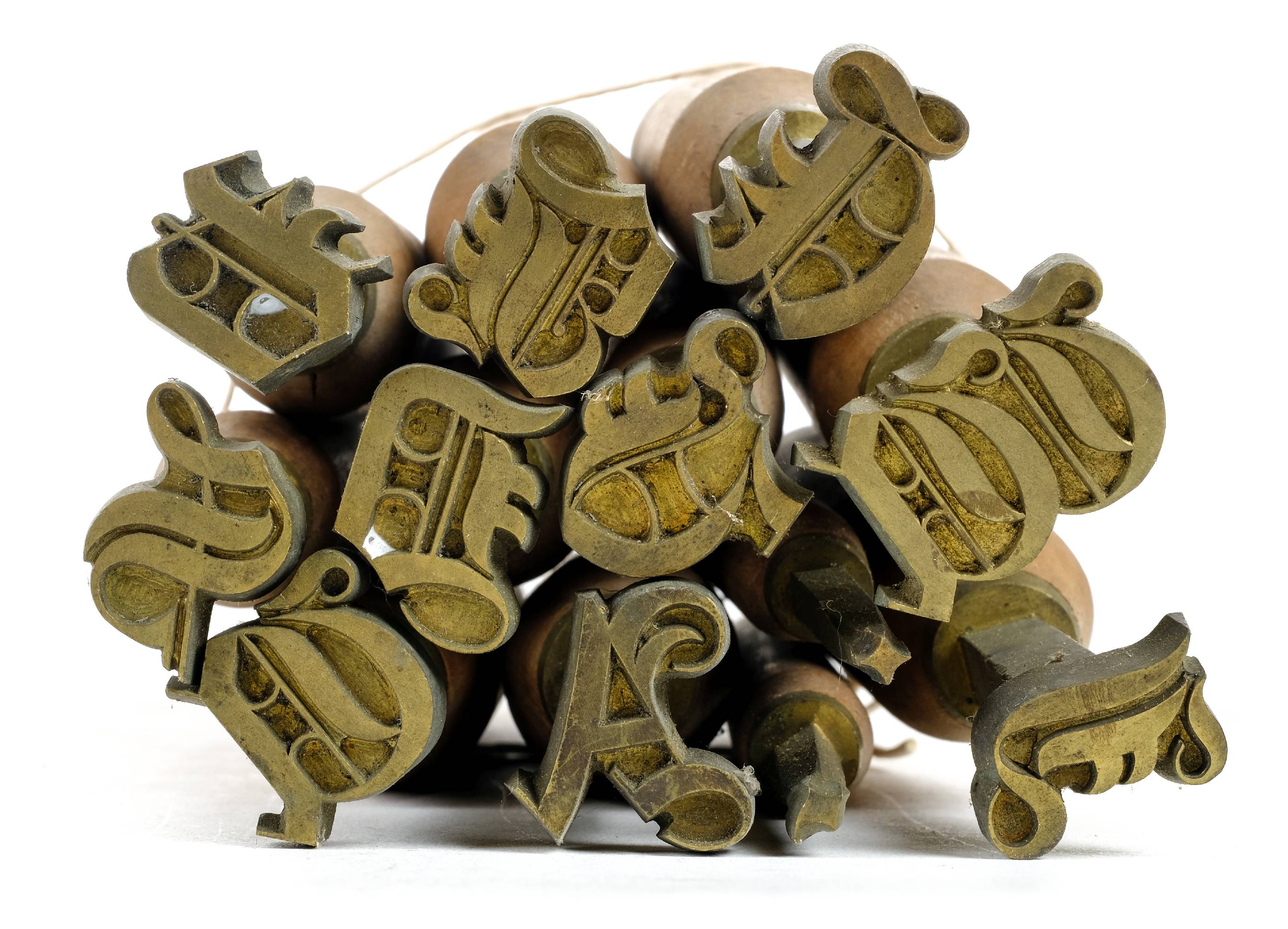 Lot 18 Handle letters.