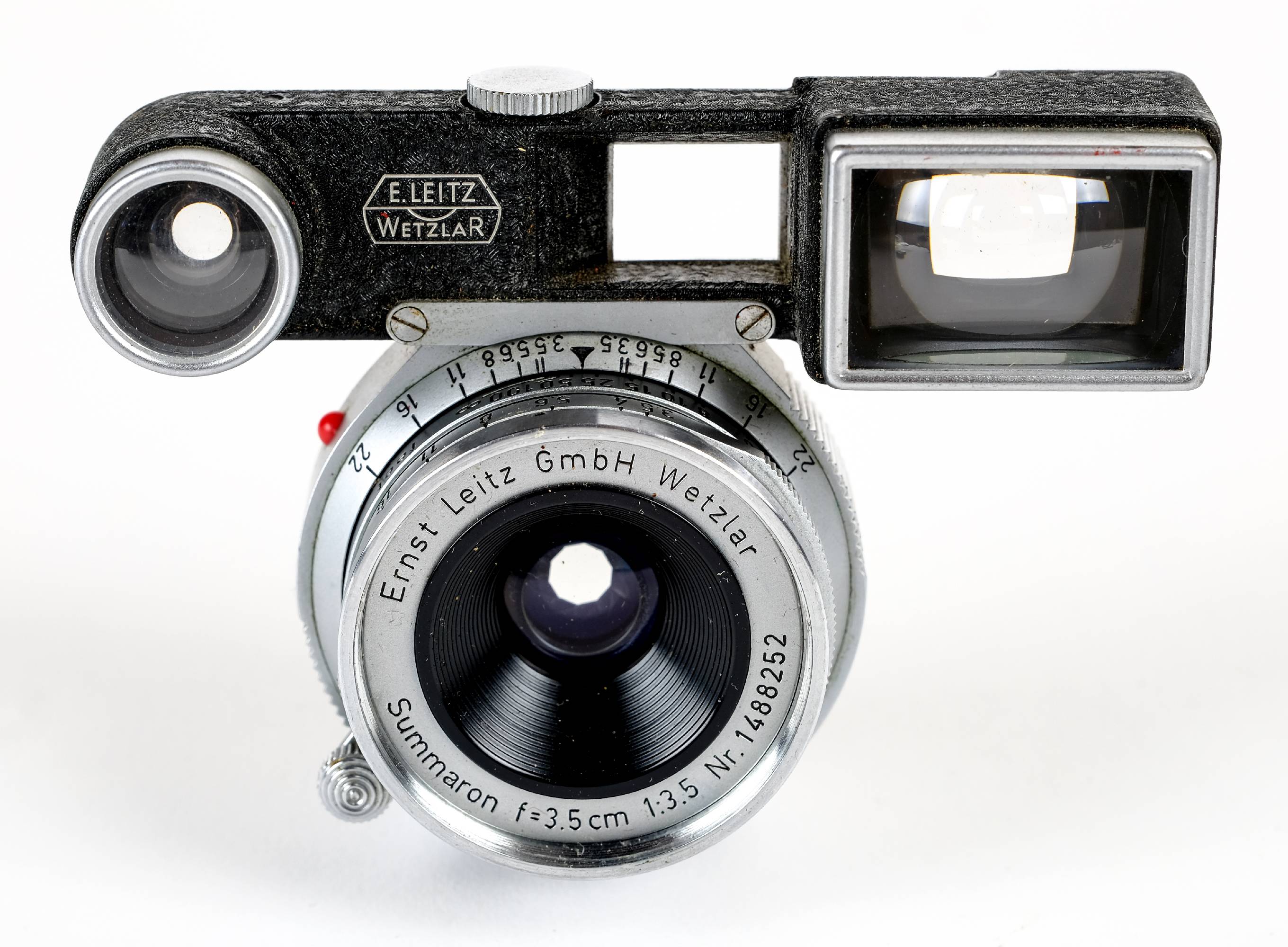 Lot 360 - Leica (Leitz) Summaron 35mm f/3.5 chrome