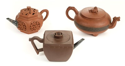 Lot 109 - Teapots. A late 19th century Chinese Yixing terracotta teapot