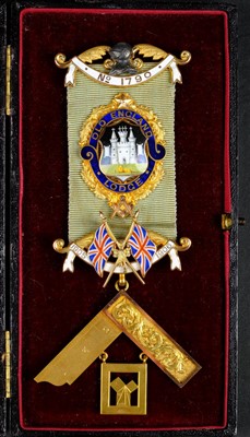 Lot 15 - Masonic Medals. An Edwardian 9ct gold Masonic medal by Spencer & Co, circa 1905