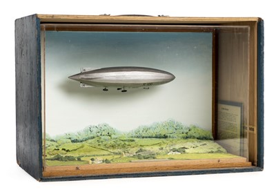 Lot 133 - R.100 Airship. A well made diorama of the British airship
