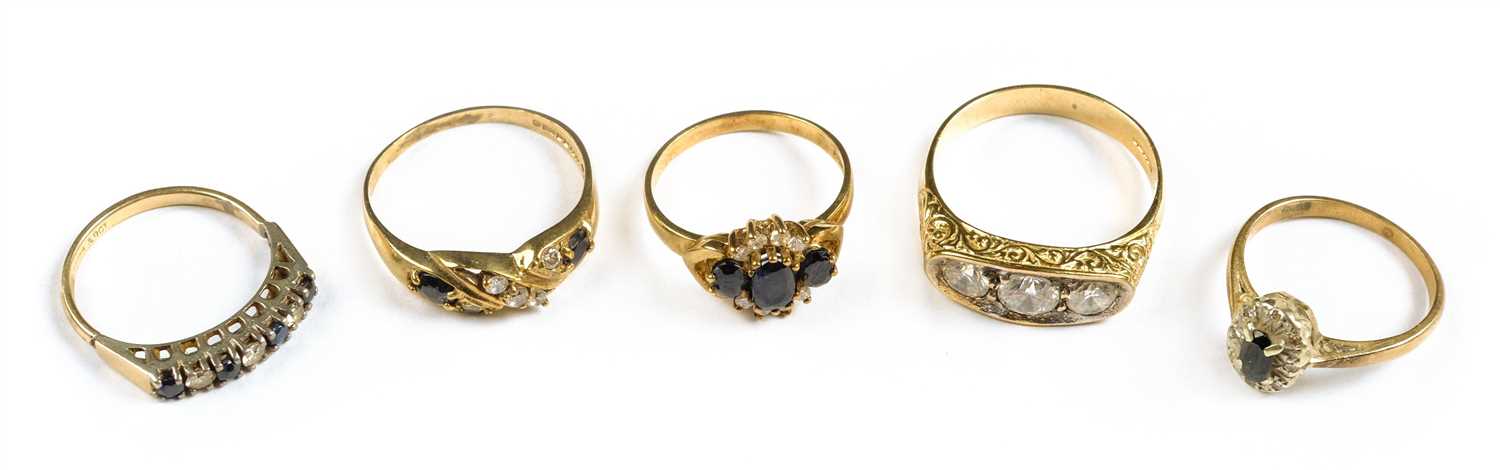 Lot 28 - Rings. Mixed 9ct gold ladies rings