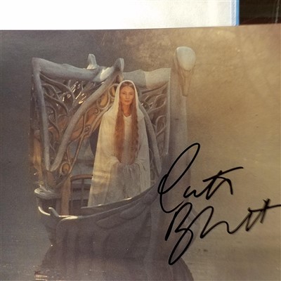 Lot 249 - Lord of the Rings. A group of 12 Lord of the Rings film trilogy signed photographs of actors