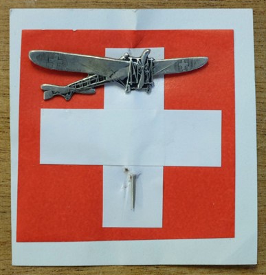 Lot 122 - Pioneer Aviation. A souvenir badge of Oskar Bider's aircraft