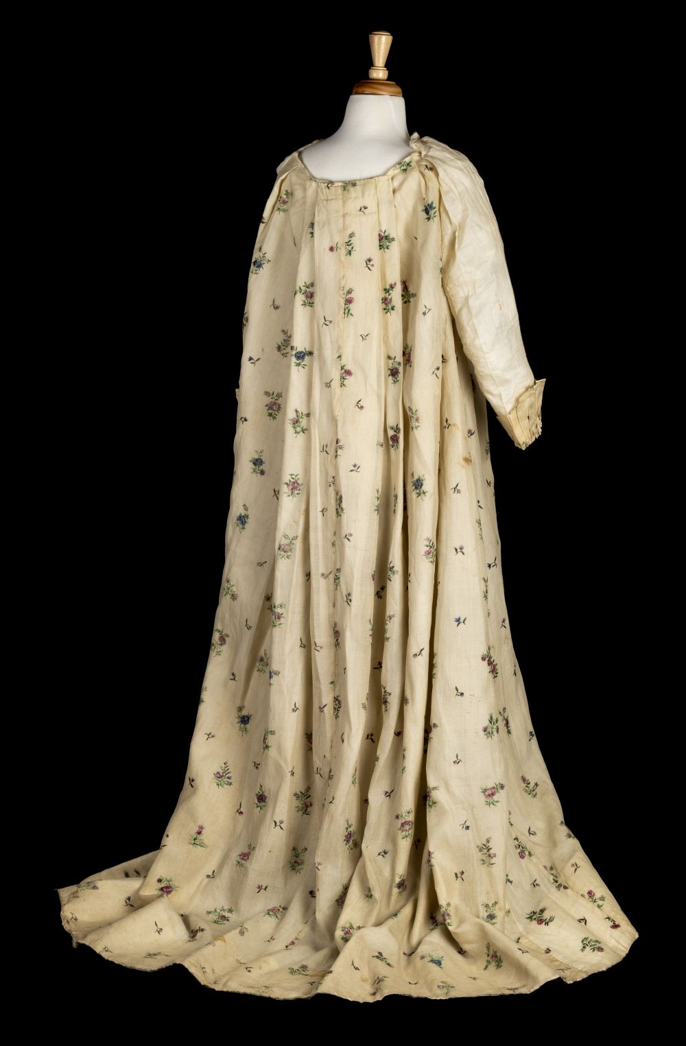 Painted Robe Dress. A rare hand-painted robe, mid-late 18th century - auctions ...