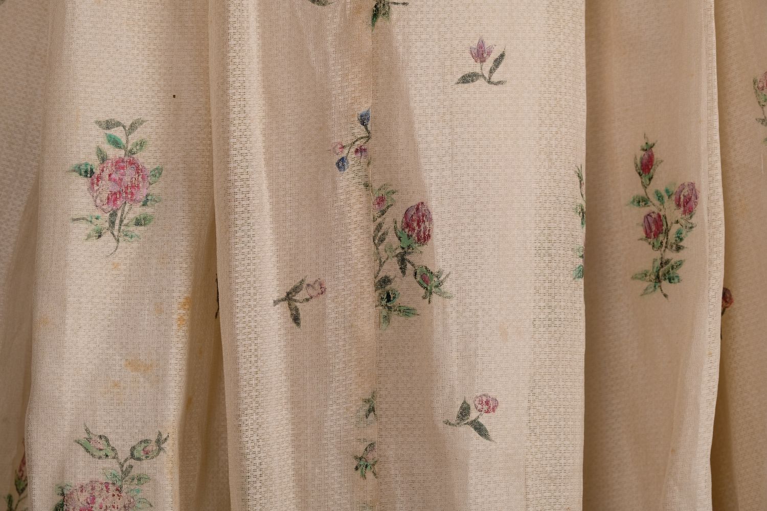 Painted Robe Dress. A rare hand-painted robe, mid-late 18th century - auctions ...