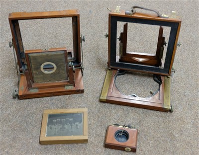 Lot 320 - Thornton-Pickard Time-and-Instantaneous roller blind shutter and other plate camera parts