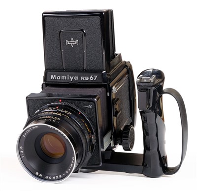 Lot 314 - Mamiya RB67 Pro S medium format camera with Sekor 127mm f/3.8 lens and accessories