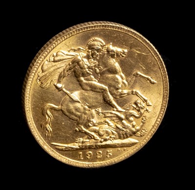Lot 35 - Sovereign. A full gold sovereign, George V, 1923