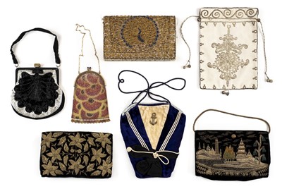 Lot 164 - Handbags. A collection of evening bags and purses, early-mid 20th century