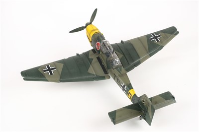 Lot 118 - Model aircraft. A WWII German Stuka model