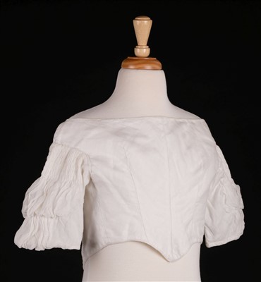Lot 144 - Clothing. An 1840s bodice