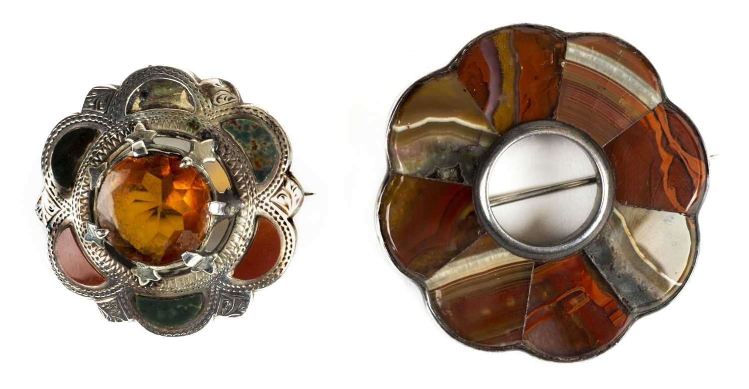 Lot 10 - Brooches. Two Victorian Scottish pebble brooch