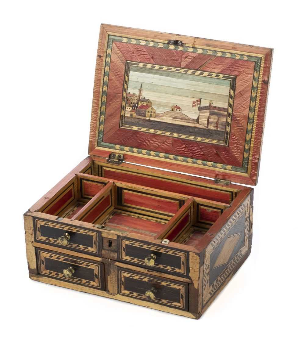 Lot 192 - Napoleonic box. An Napoleonic era Prisoner of War straw work box