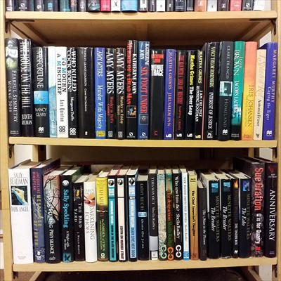 Lot 470 - Modern Fiction. A large collection of female author modern crime fiction