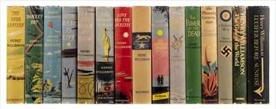 Lot 885 - Williamson (Henry). 'A Chronicle of Ancient Sunlight', a complete set, 1951-69