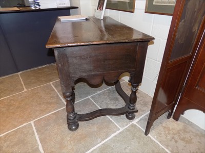 Lot 139 - Table. An early 18th century oak side table