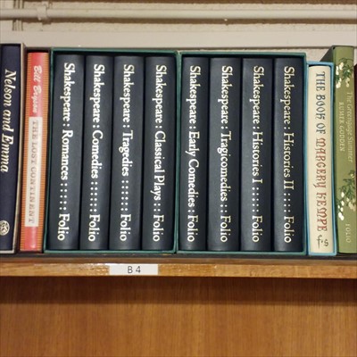 Lot 380 - Folio Society. 123 volumes