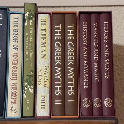 Lot 380 - Folio Society. 123 volumes