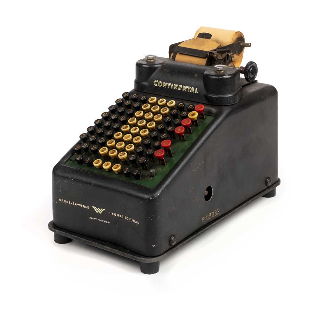 Lot 46 - Comptometer. A Continental 8 Comptometer by