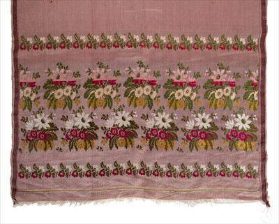 Lot 157 - Spitalfields. A variable silk scarf, circa 1820