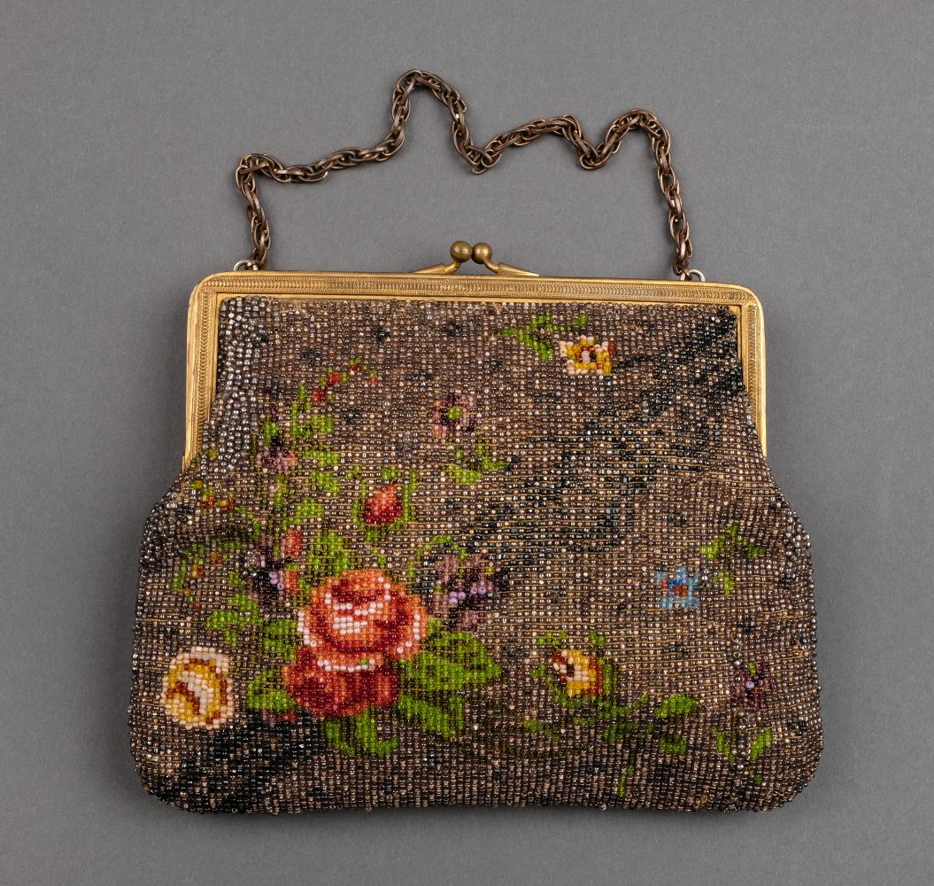 Lot 164 - Bags. A Regency reticule, early 19th century