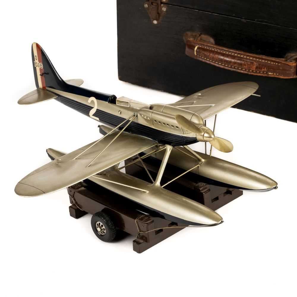 Lot 101 - Schneider Trophy. The Schneider Trophy Supermarine S.6.B model