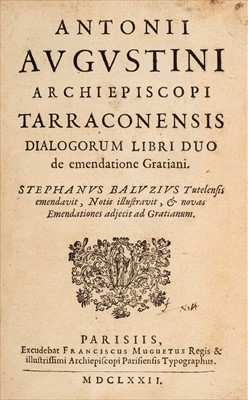 Lot 84 - Agustin y Albanell (Antonio). Dialogorum libri duo de emendatione Gratiani, 1660