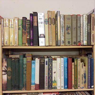Lot 418 - Modern Fiction. A large collection of modern fiction
