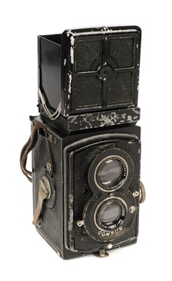 Lot 111 - Rolleiflex "Old Standard" Model 620 medium format 6x6 TLR film camera, 1932-1934, Serial No. 449165