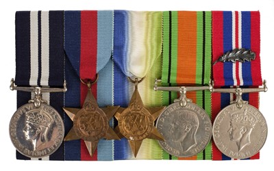 Lot 73 - WWII Distinguished Service Medal group