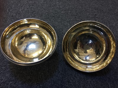 Lot 210 - Artificers Guild. Edward Spencer silver plated bowl and cover c.1930