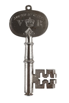 Lot 122 - Key. A fine Victorian steel key engraved South St Gate T Somers Cocks Esq