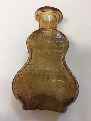 Lot 86 - Bottle. An 18th century glass medicine bottle - Dr Lowther's Drops, 1757