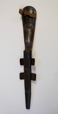 Lot 218 - Fighting Knife. A WWII period 3rd pattern commando knife