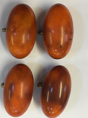 Lot 181 - Amber. A collection of 10 amber beads, probably Chinese