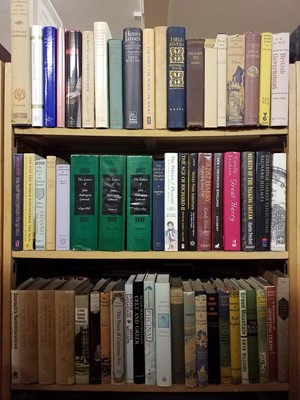 Lot 861 - History. A large collection of modern academic publications & biography