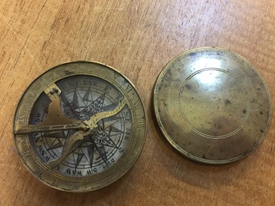 Lot 76 - An 18th century pocket combination compass sundial