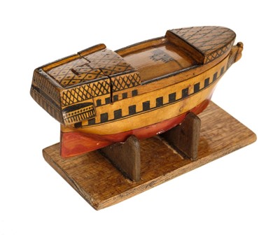 Lot 155 - Snuff box. A Napoleonic period wooden prison ship snuff box
