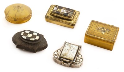 Lot 157 - Snuff boxes. A collection of 18th century snuff boxes