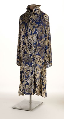 Lot 266 - Dress. A 1920s evening gown and train, and a 1920s coat dress