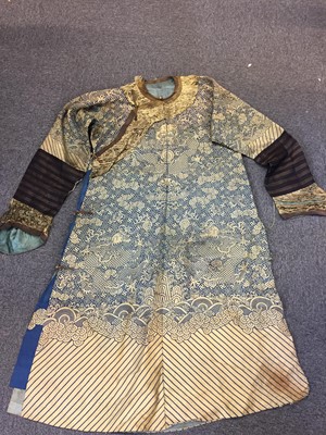 Lot 263 - Chinese Dragon Robe. A 19th century brocade silk Dragon Robe