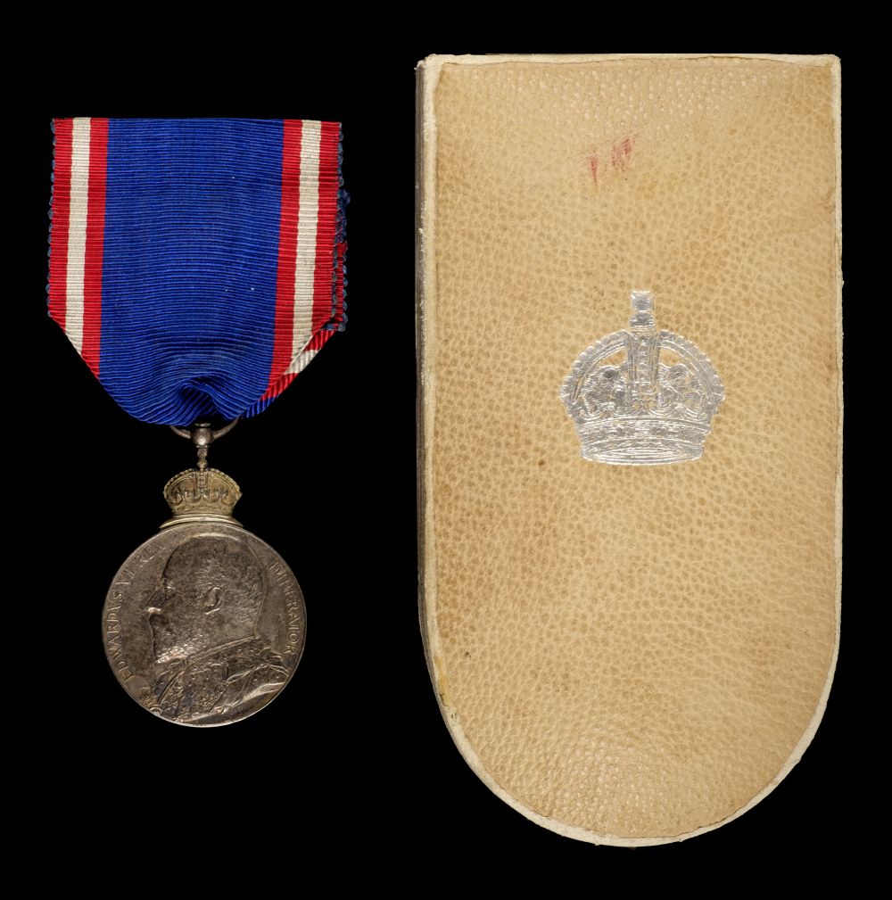 Lot 64 Royal Victorian Medal, E.VII.R