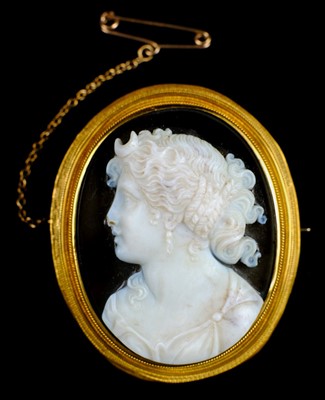 Lot 194 - Brooch. Cameo brooch, circa 1850