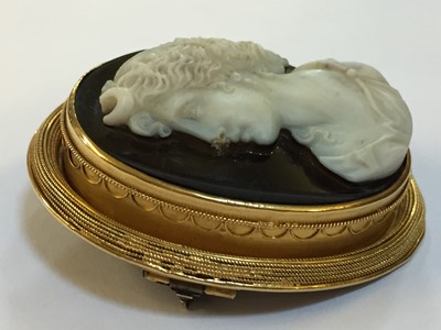 Lot 194 - Brooch. Cameo brooch, circa 1850